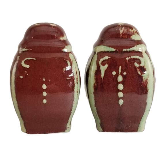 Vintage Tudor Rust & Mottled Maroon and Green Salt & Pepper Shakers by Bombay - Picture 7 of 7